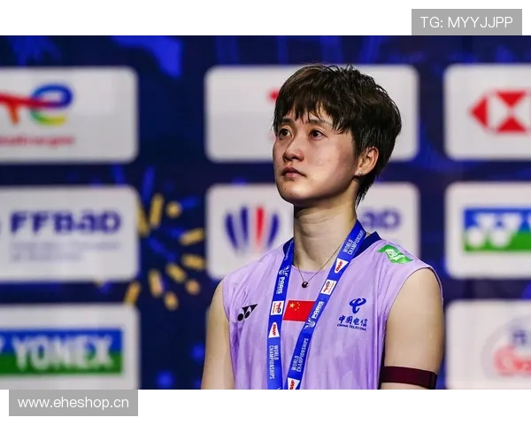 陈雨菲新买的豪车座椅比我家沙发还贵，羽毛球一挥也太阔气了吧？